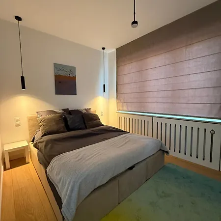 Komfortowy Przy Arkadii Apartman *