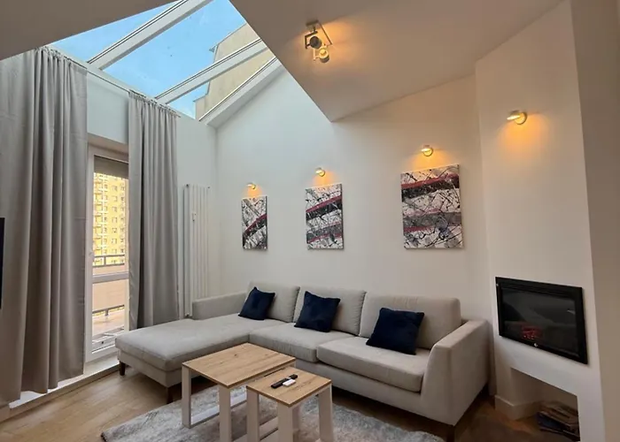 Komfortowy Przy Arkadii شقة